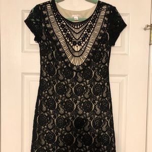 *LIKE NEW* xhilaration dress. Lined. Size small.